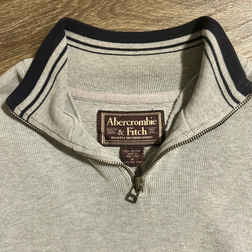 Abercrombie & Finch 3/4 zip sweater